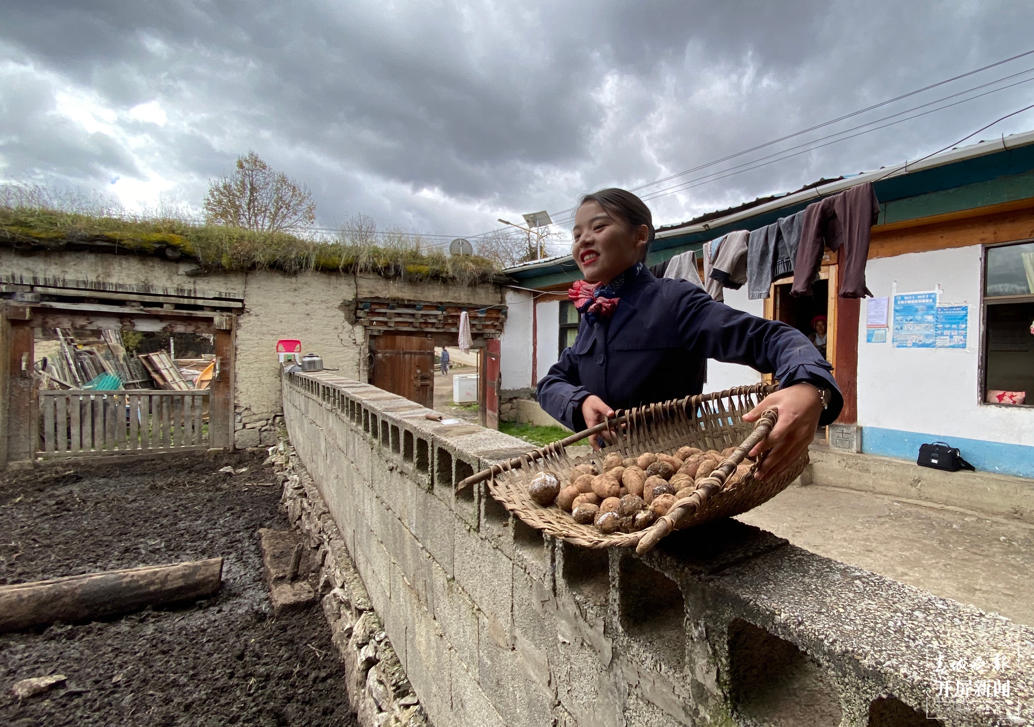 格茸卓玛 ：从月光之城飞向蓝天  （春城晚报-开屏新闻记者 木晓雯 周柯妤 王宇衡 摄影报道）6.jpg