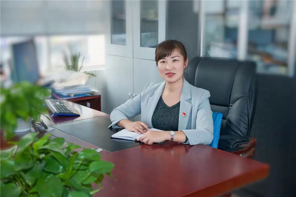 我的2020 | 云端课堂 师生的难忘记忆    （春城晚报-开屏新闻记者 李思家 图片由受访者提供） 大观小学校长马莹华