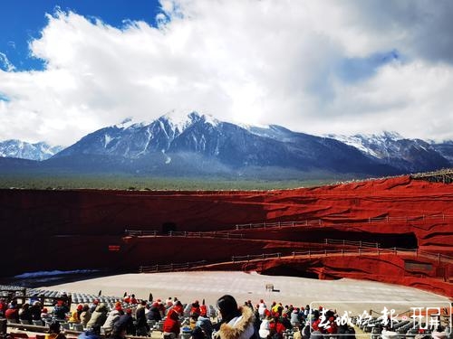 旅游革命“三部曲”｜和玉龙雪山来一次智慧与心灵之旅记者刘文波摄