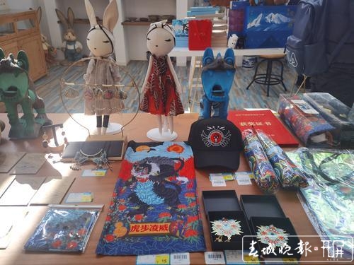 旅游革命“三部曲”｜和玉龙雪山来一次智慧与心灵之旅记者刘文波摄