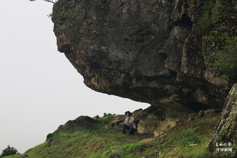 开屏云游 | 奇山怪石、云遮雾绕，美到骨子里的玉溪华宁么波冲 李春丽 通讯员 张艳艳 摄