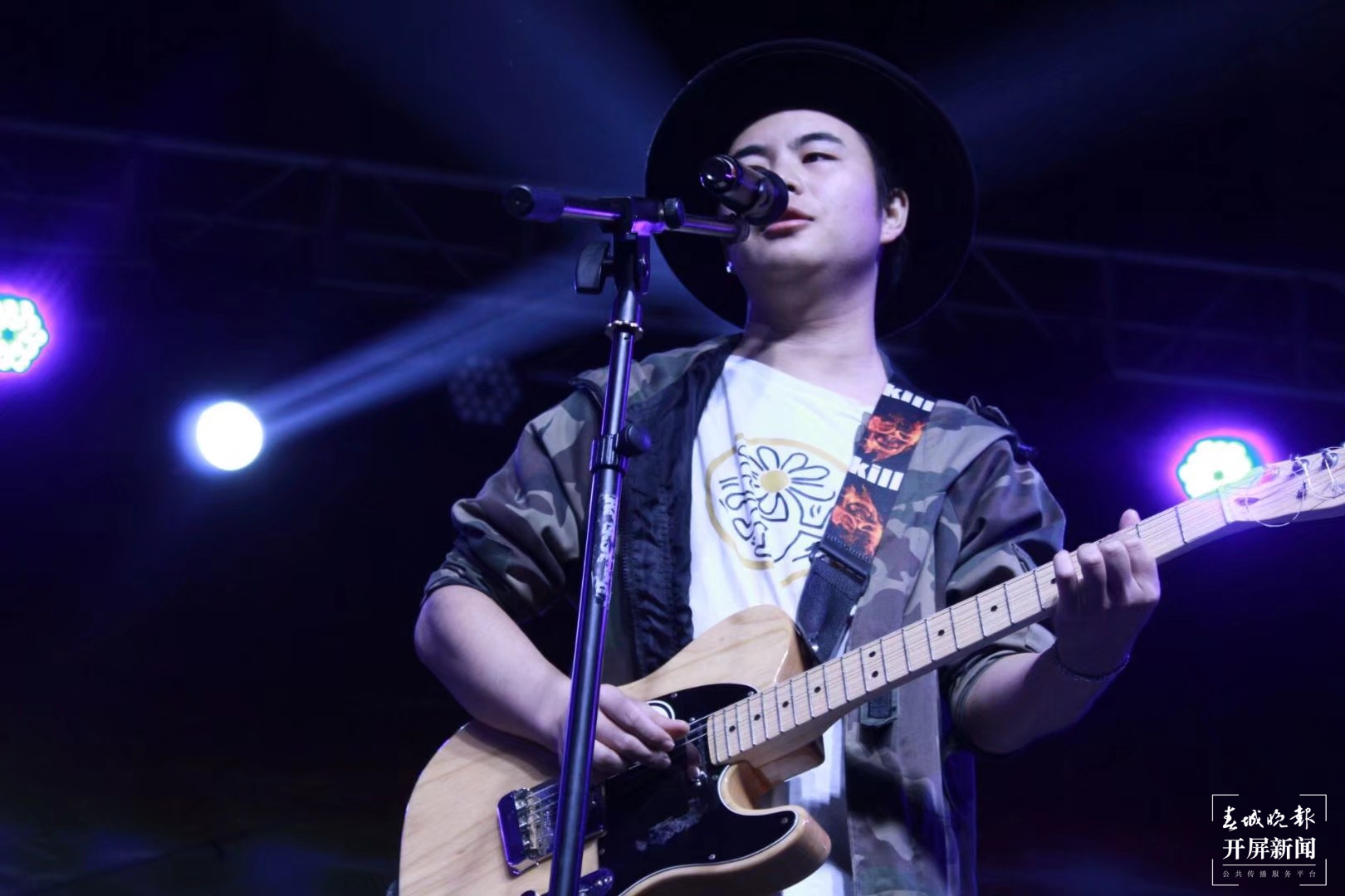 留在昆明过年的4位年轻人（受访者供图）