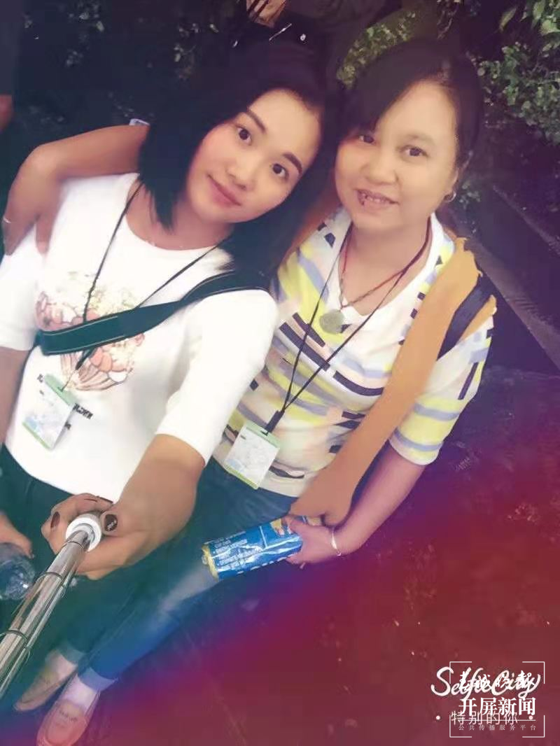 留在昆明过年的4位年轻人（受访者供图）