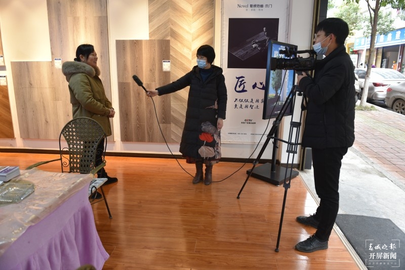 “我们不添乱!”留在镇雄和不会镇雄的人说了同一句话