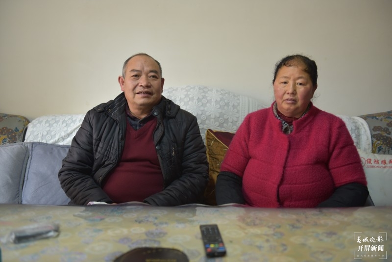 “我们不添乱!”留在镇雄和不会镇雄的人说了同一句话