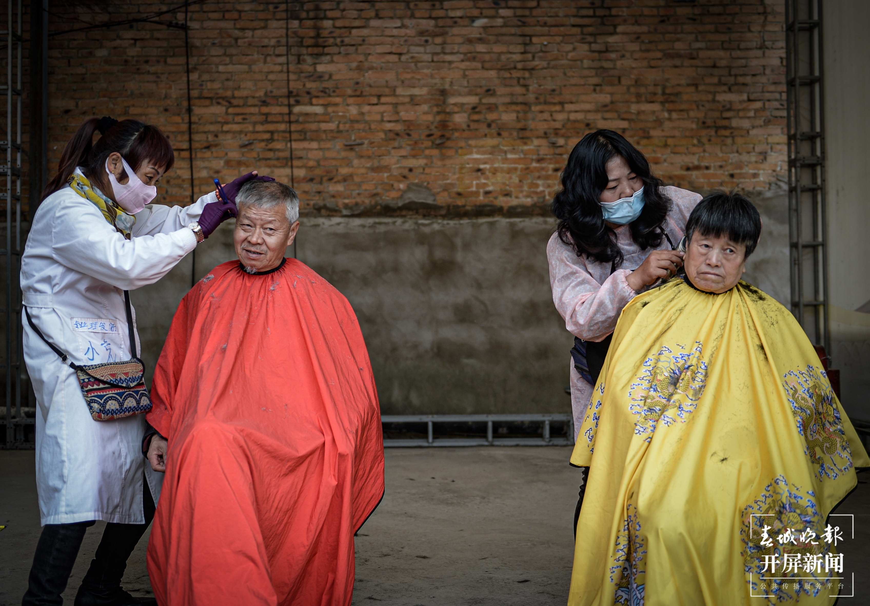 图集 | 昆明马街，赶乡街，买年货（春城晚报-开屏新闻记者 龙宇丹 摄 张勇 文