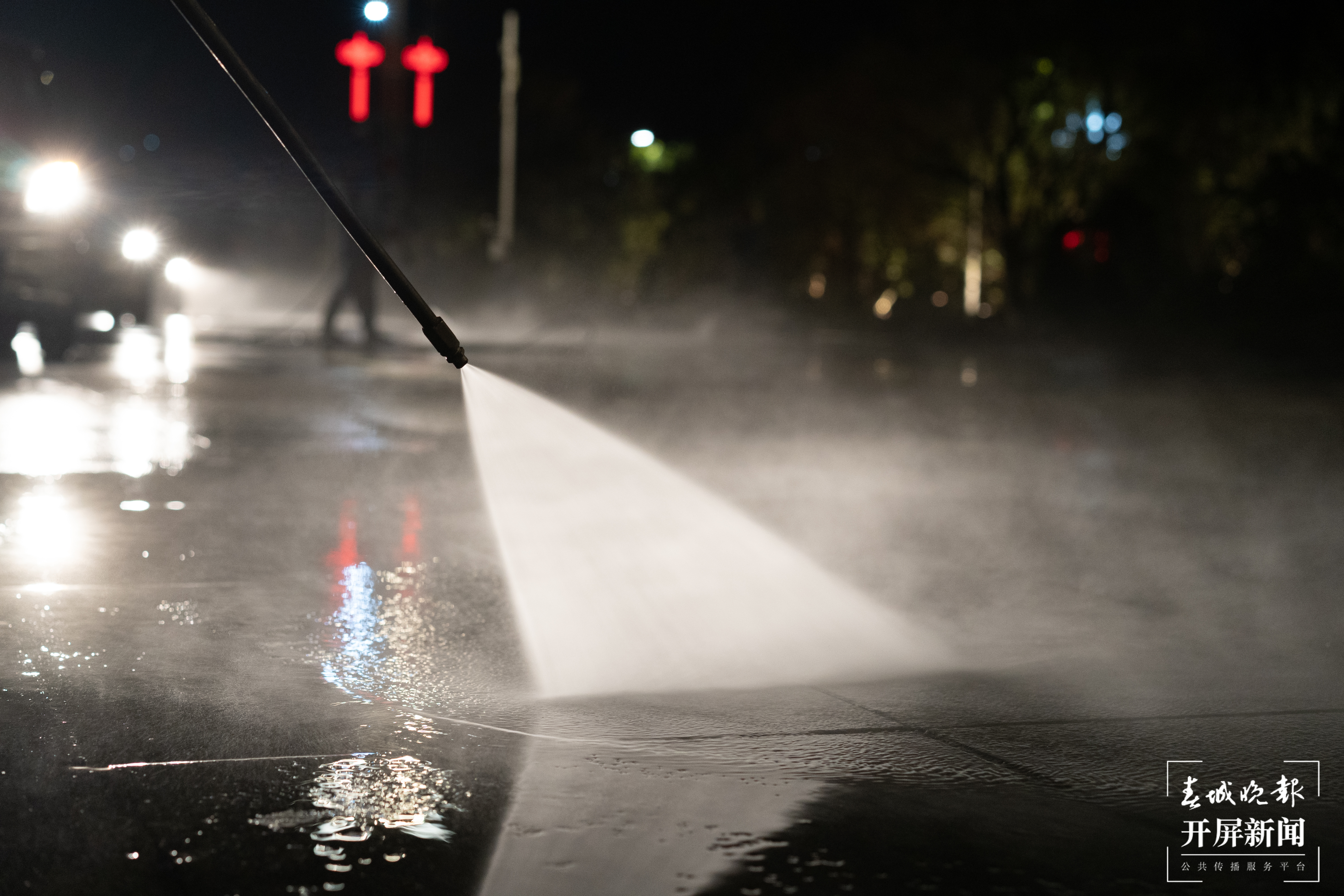 你知道吗？海埂大坝一尘不染的秘密，都藏在昆明的夜色中