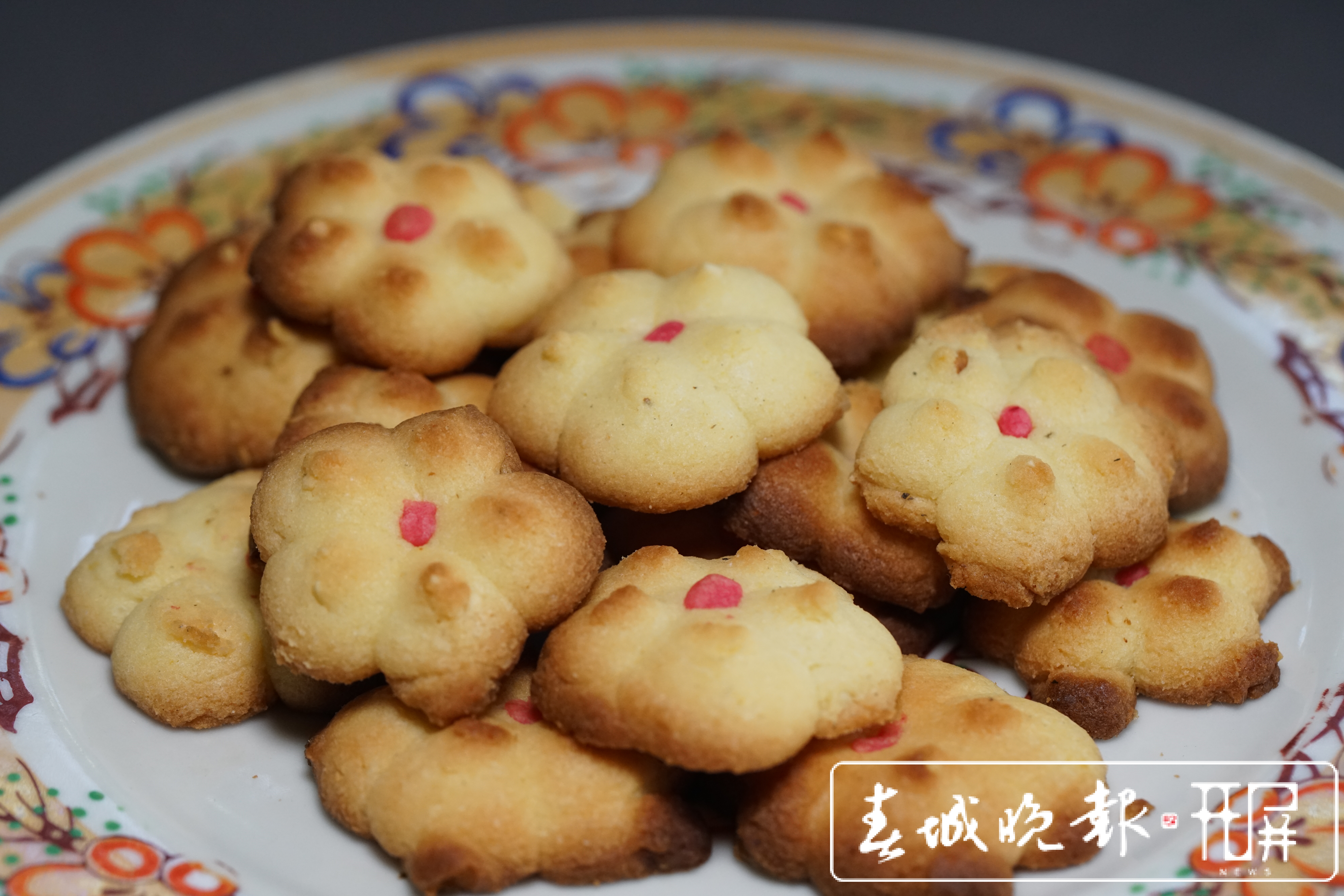 印尼小饼干:用纯手工坚守“年味”