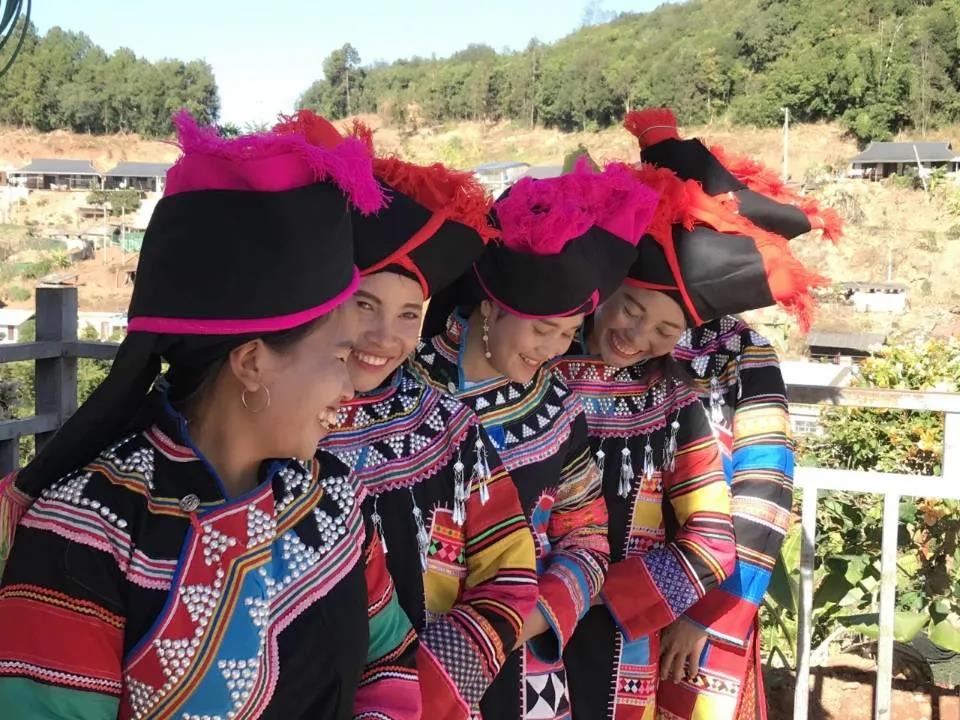 三跺脚歌曲《党的恩情不能忘》