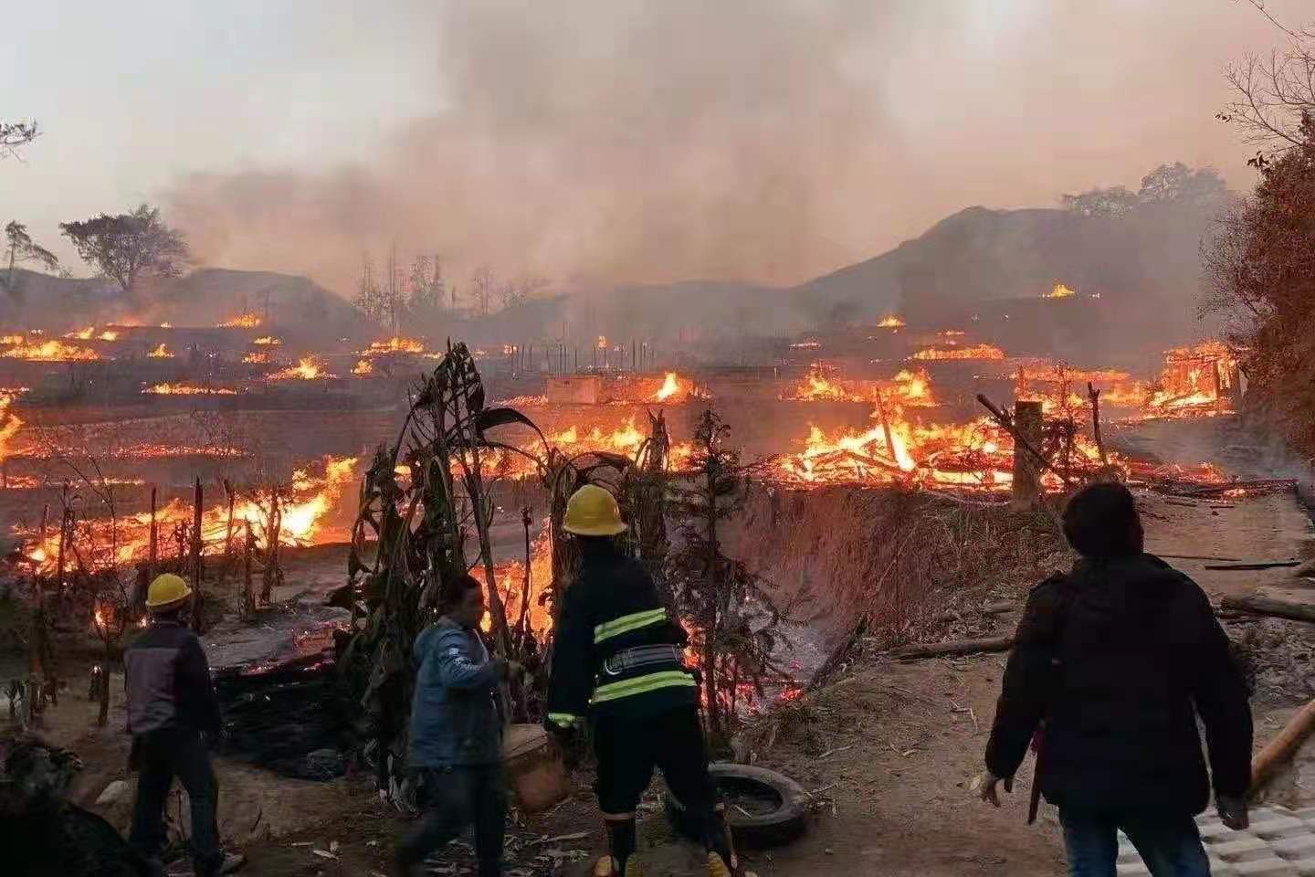 云南沧源县翁丁老寨发生火灾