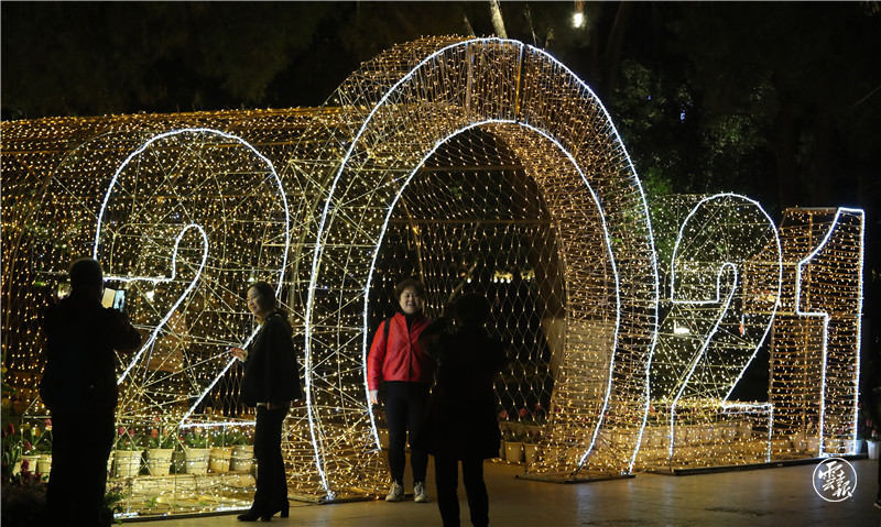 昆明大观公园夜景
