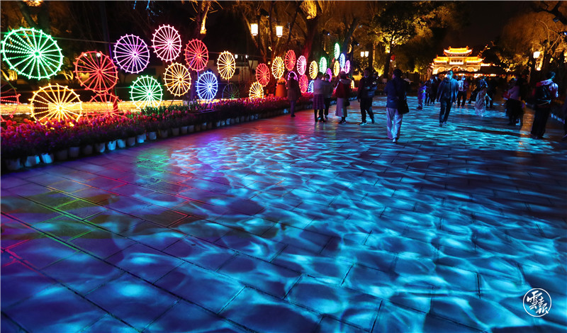 昆明大观公园夜景