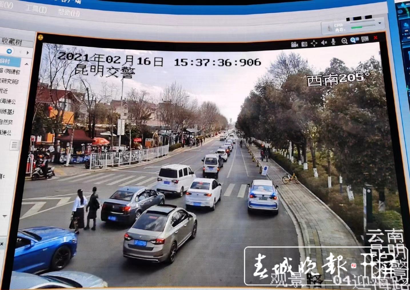 假期余额不足 昆明公园及景区游客依然较多 市民出行请做好路线规划.jpg