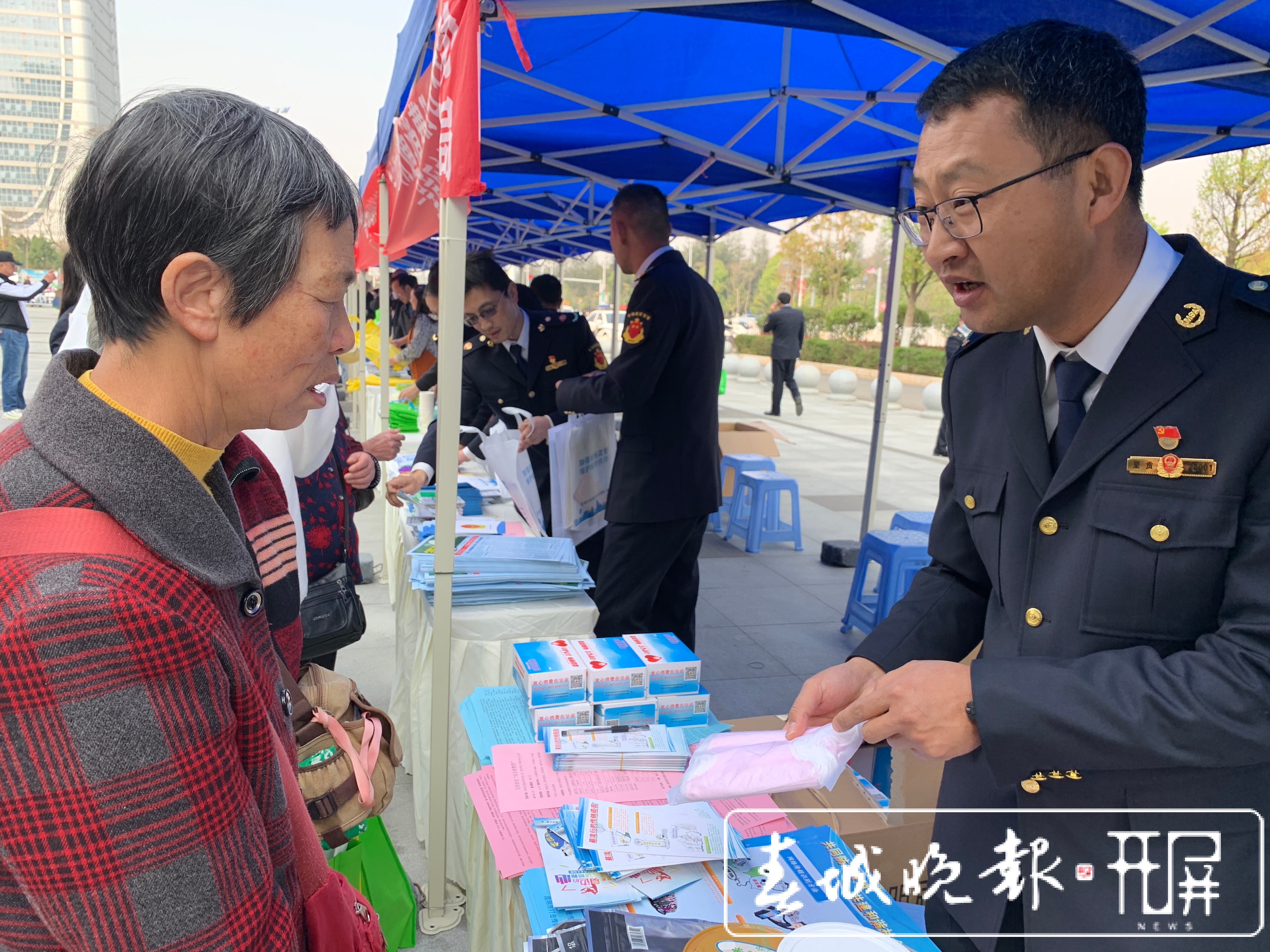 不来“315”宣传现场，都不知道假货还能这么干