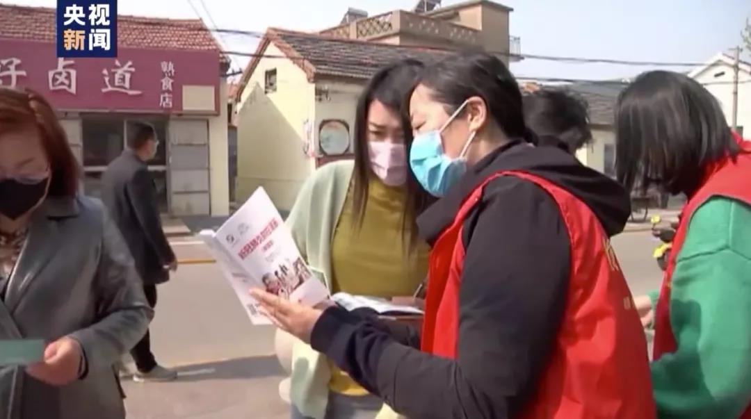 渔民出海捕鱼捞到不明物体，大有来头……