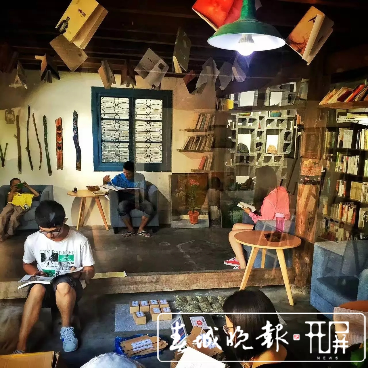 “先生书院”，藏在小巷里的文化艺术殿堂 春城晚报-开屏新闻记者 闵楠 秦蒙琳 李春丽 马楠 蒋琼波 崔敏 摄影报道