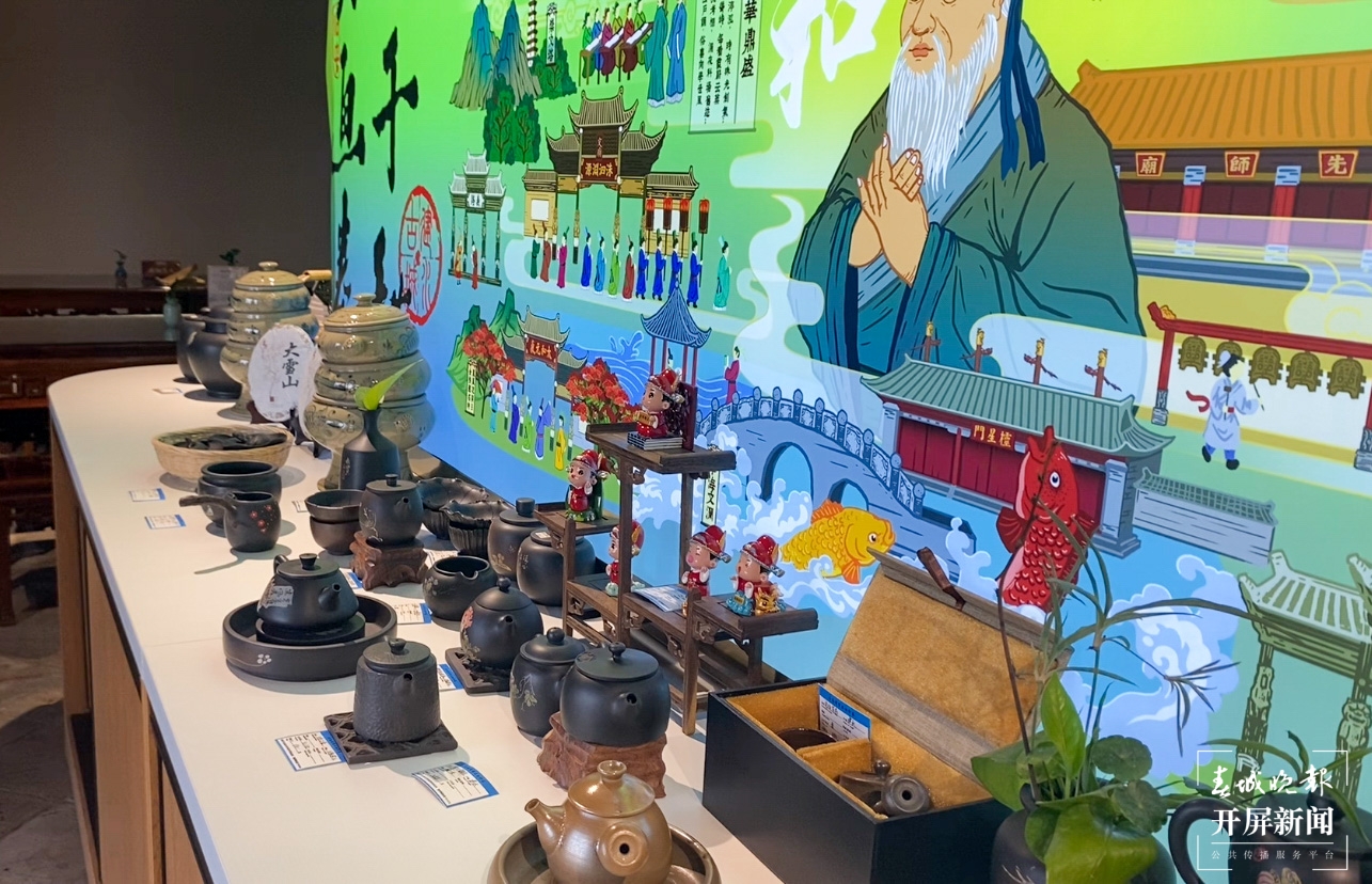 朝阳楼内的文创产品2-刘畅 摄.jpg