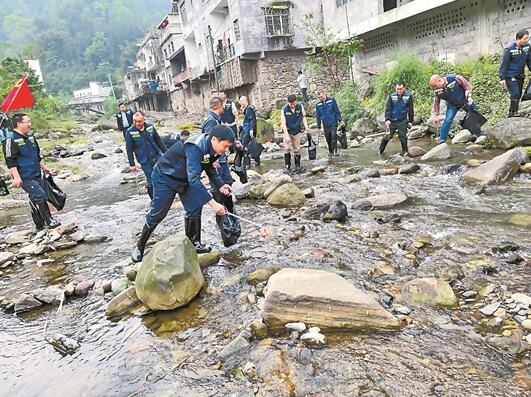 坚定扛起扛牢长江上游保护之责 治理好保护好发展好赤水河流域
