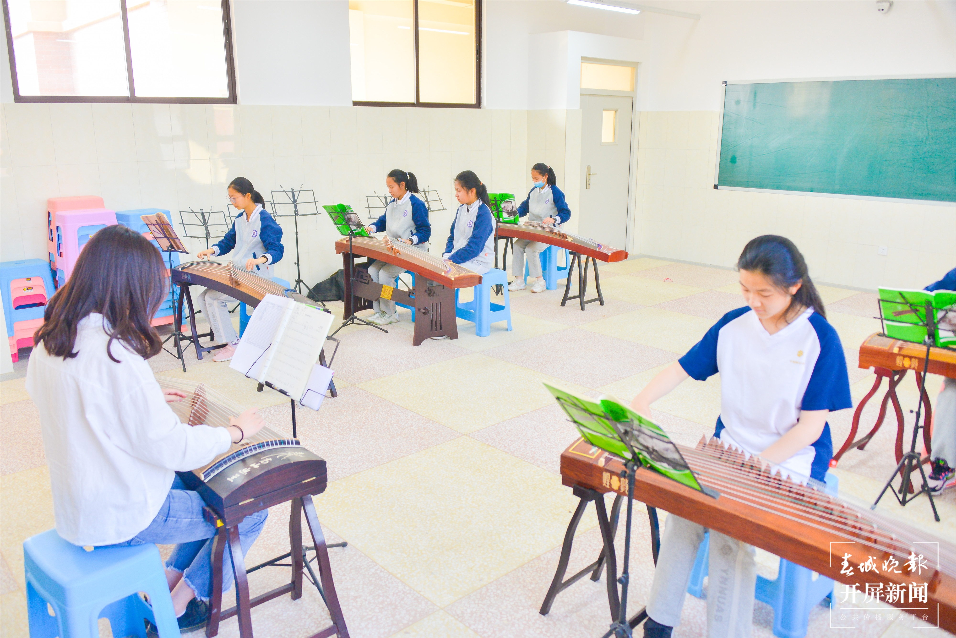 云南师范大学附属官渡中学