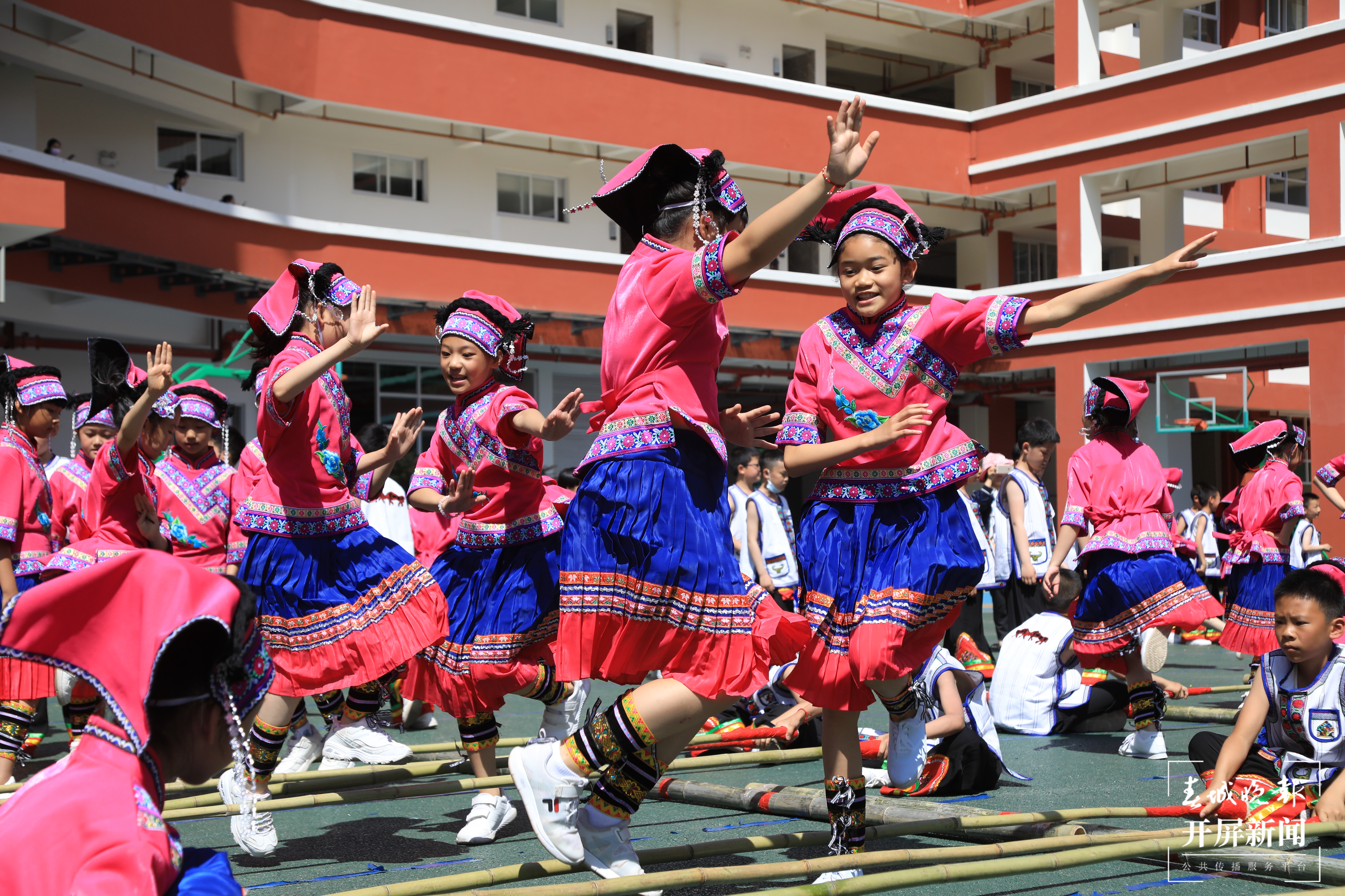 芳草地国际学校