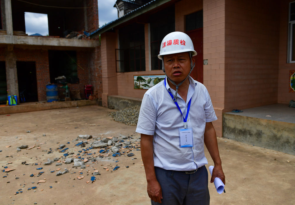 “在这里，喝水、吃饭都没问题”云南漾濞受灾群众安置见闻 图片来源于新华社