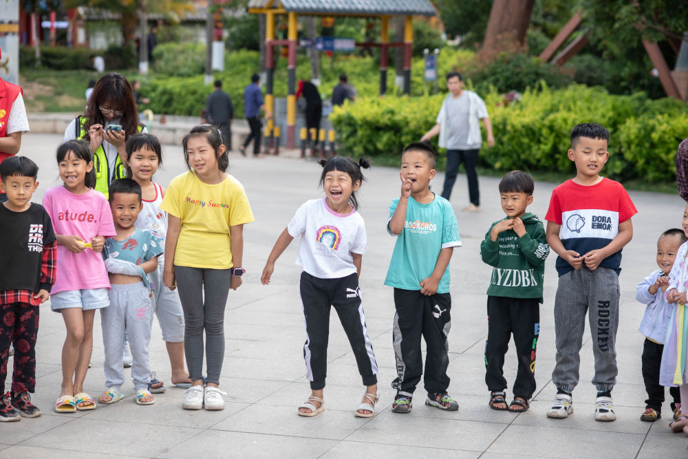 “在这里，喝水、吃饭都没问题”云南漾濞受灾群众安置见闻 图片来源于新华社