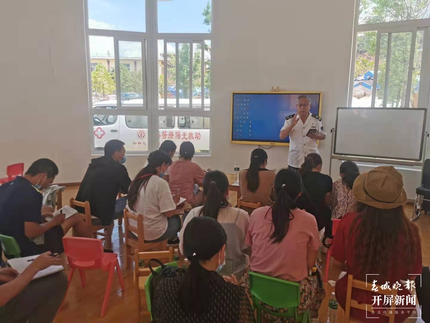 筑牢卫生监督防线，灾区群众喝上了安全的饮用水 (4).jpg