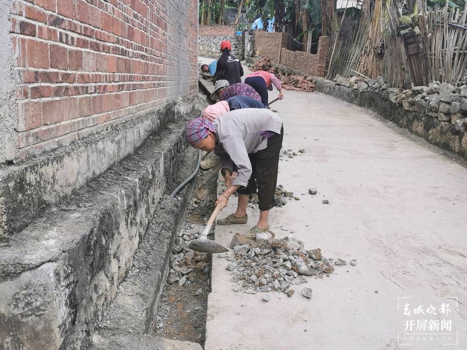 【走进红色文山】潘秋吉：与村民携手一起过上好日子