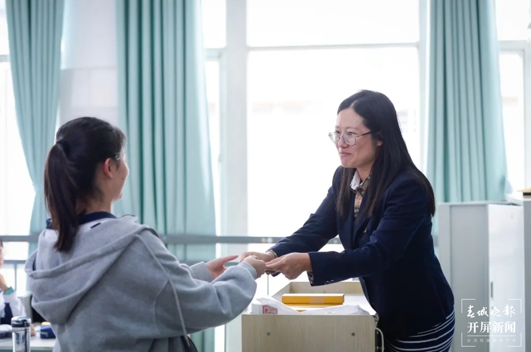 超燃！昆明这所重点高中为2021高考壮行，这些场面看哭了