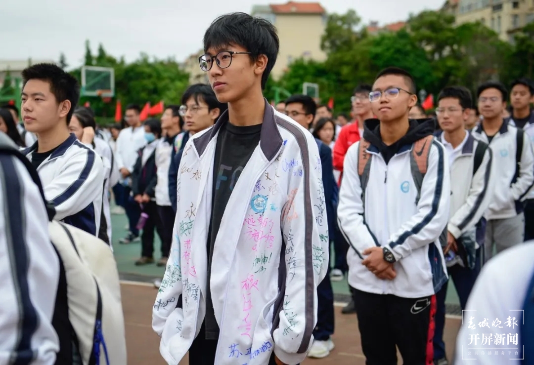超燃！昆明这所重点高中为2021高考壮行，这些场面看哭了