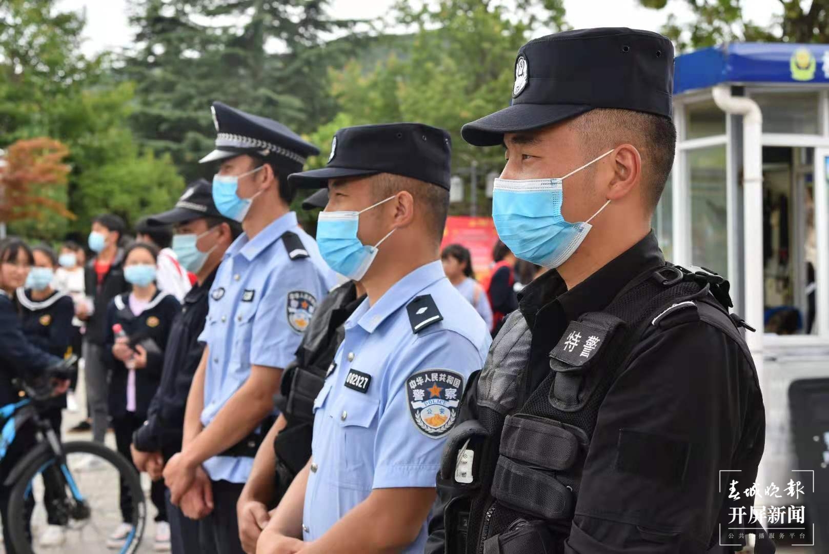 出动2万警力对学校开展680余次安全大检查 (1).jpg