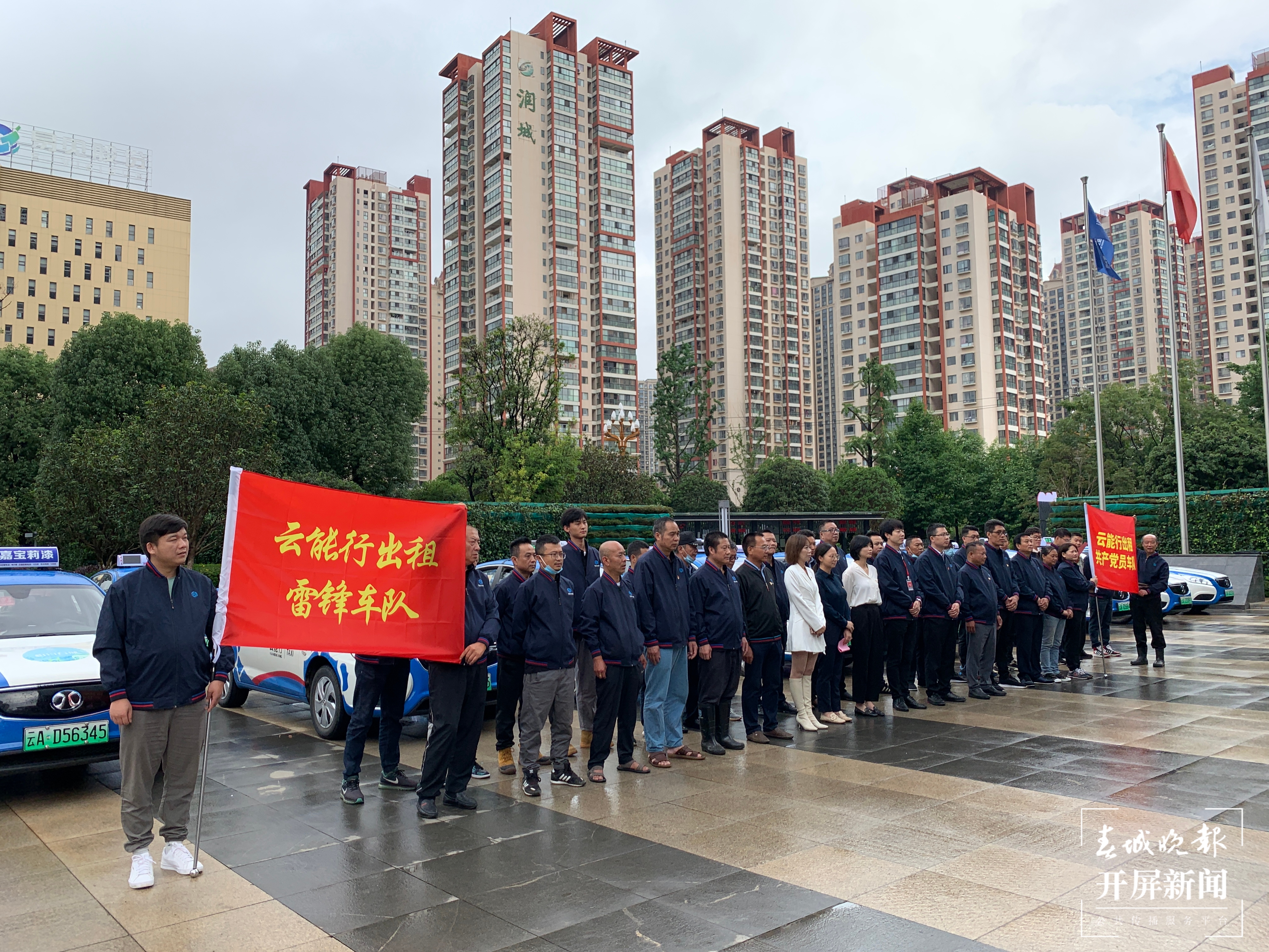 我们就是考生的‘专车’司机 (2).jpg