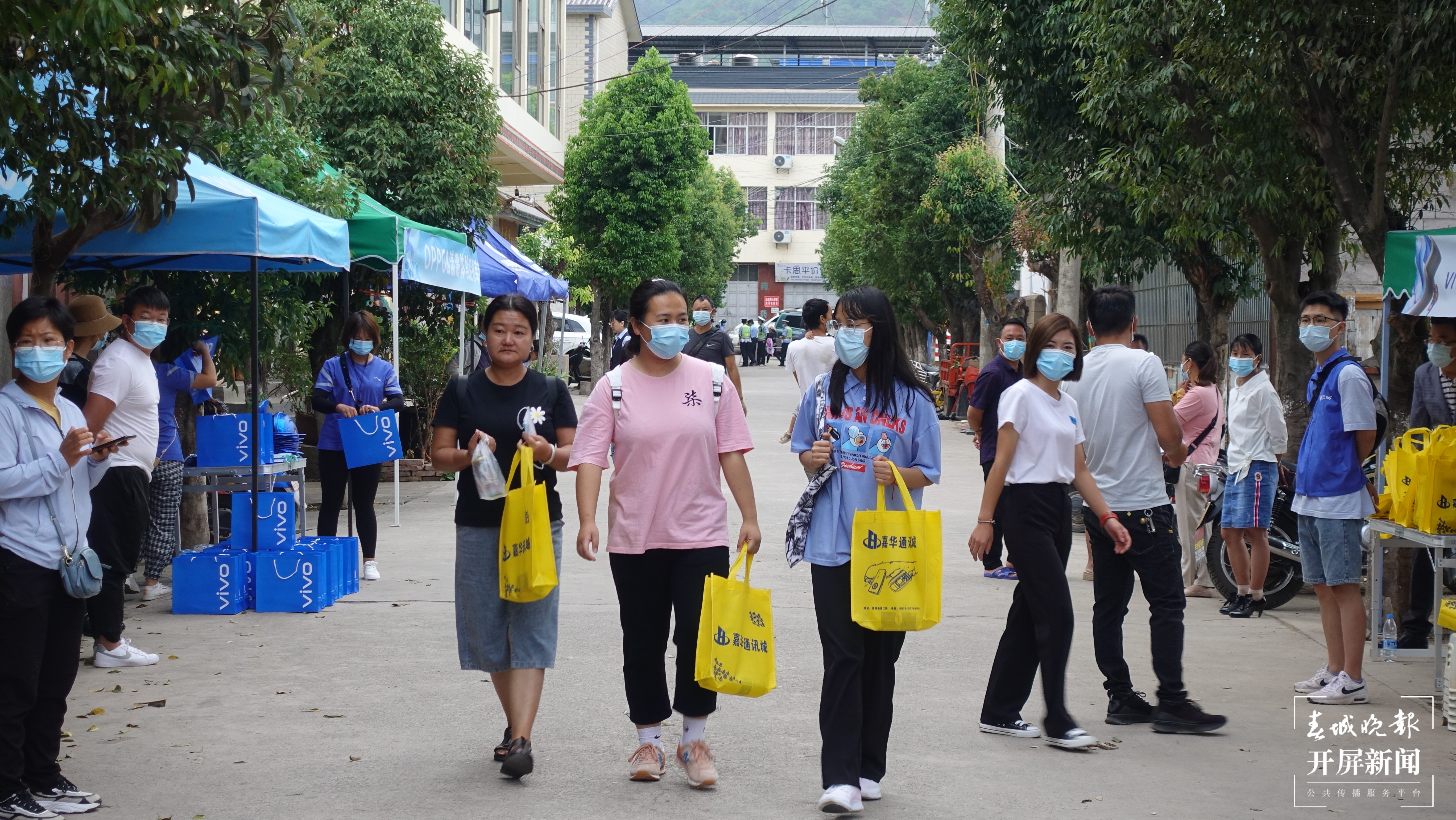 不负青春！大理漾濞学子“板房考场”迎高考（春城晚报-开屏新闻记者秦蒙琳摄影报道）