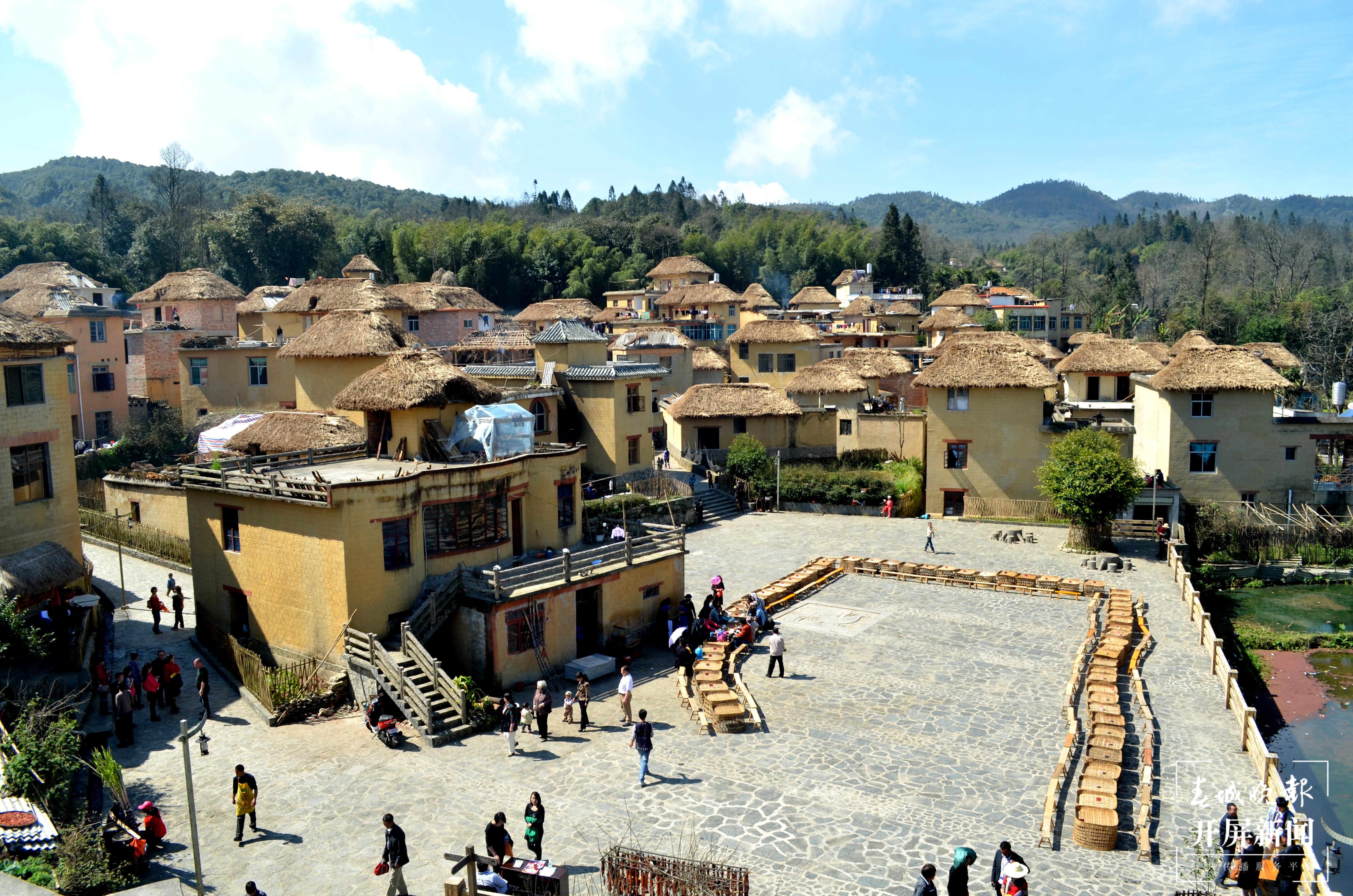 元阳：牢记团结誓言 共建美好家园