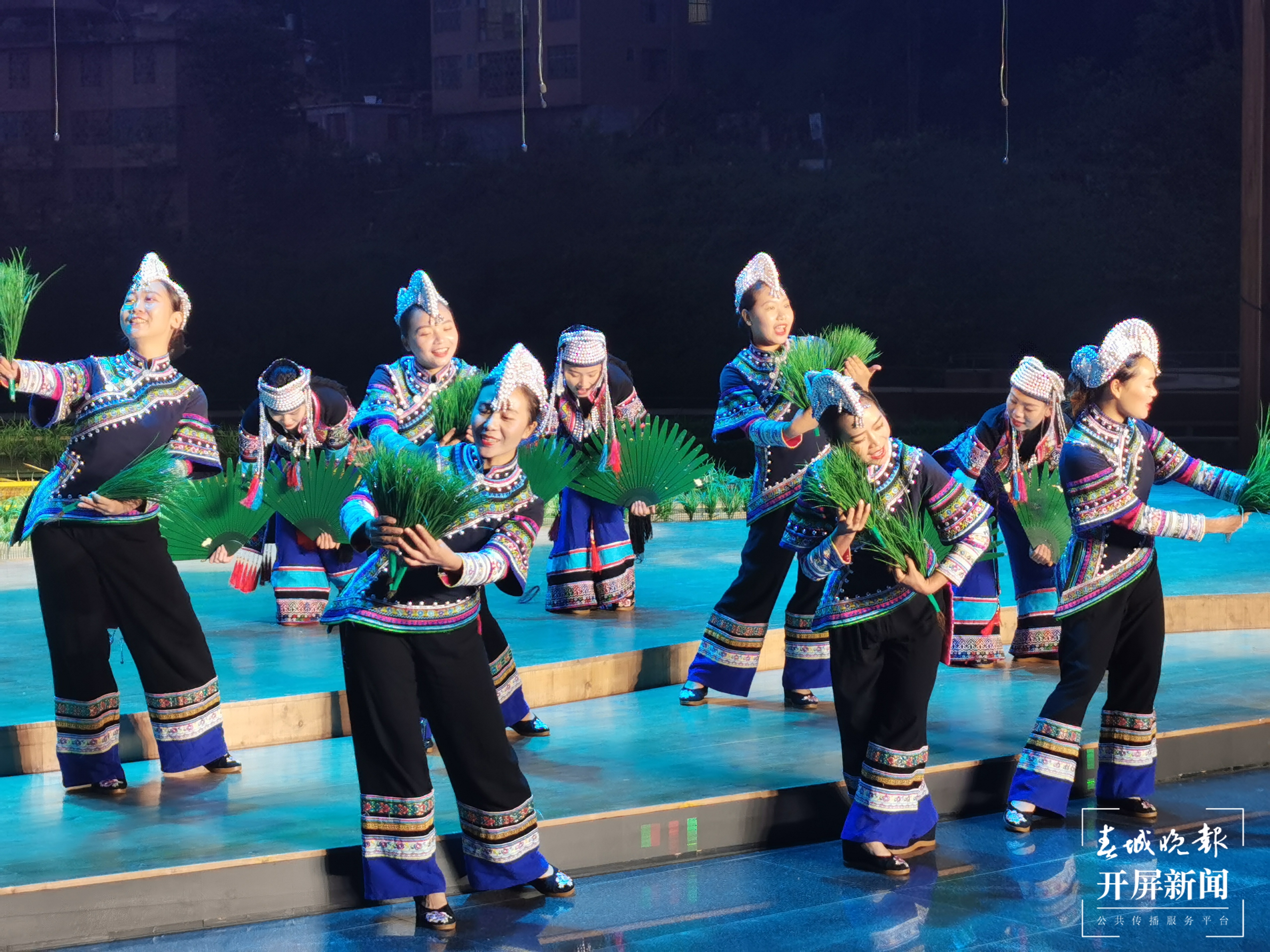 千年古歌唱响哈尼史诗 民族文化焕发生机活力1.jpg