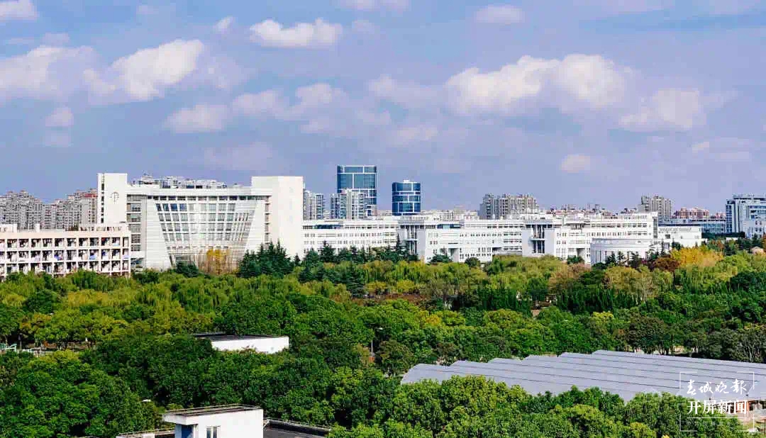 上海大学5.jpg
