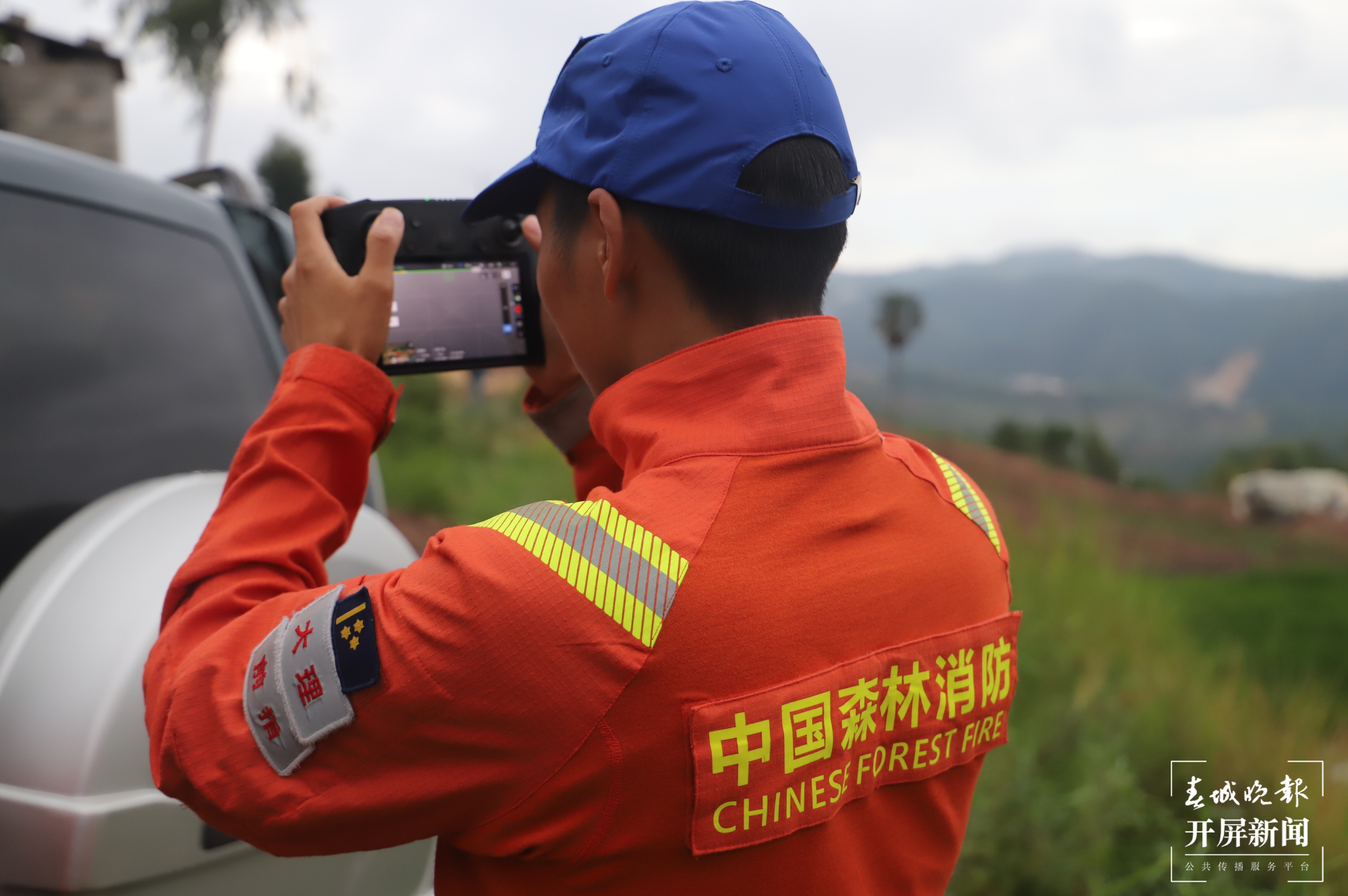 象群总体向东北方向移动5.5公里