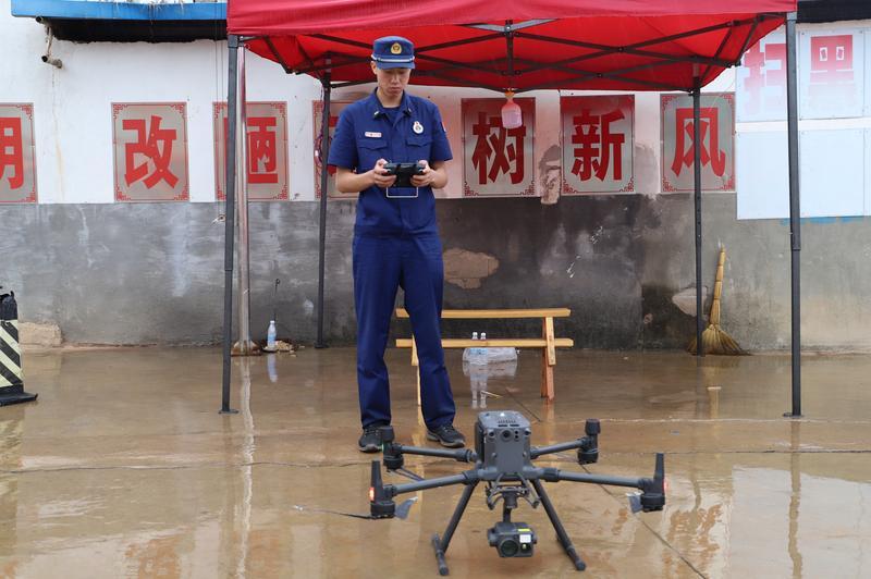 北移象群 大象（云南省森林消防总队供图）