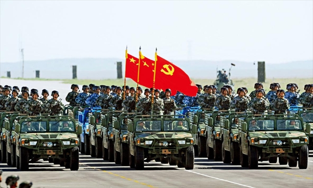 风展红旗起新航 中国军网2.png