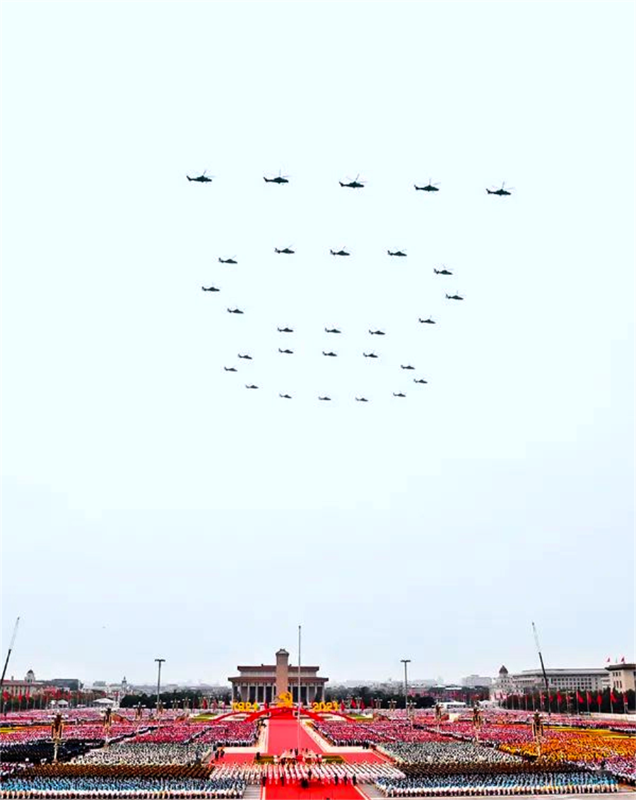 风展红旗起新航 中国军网3.png