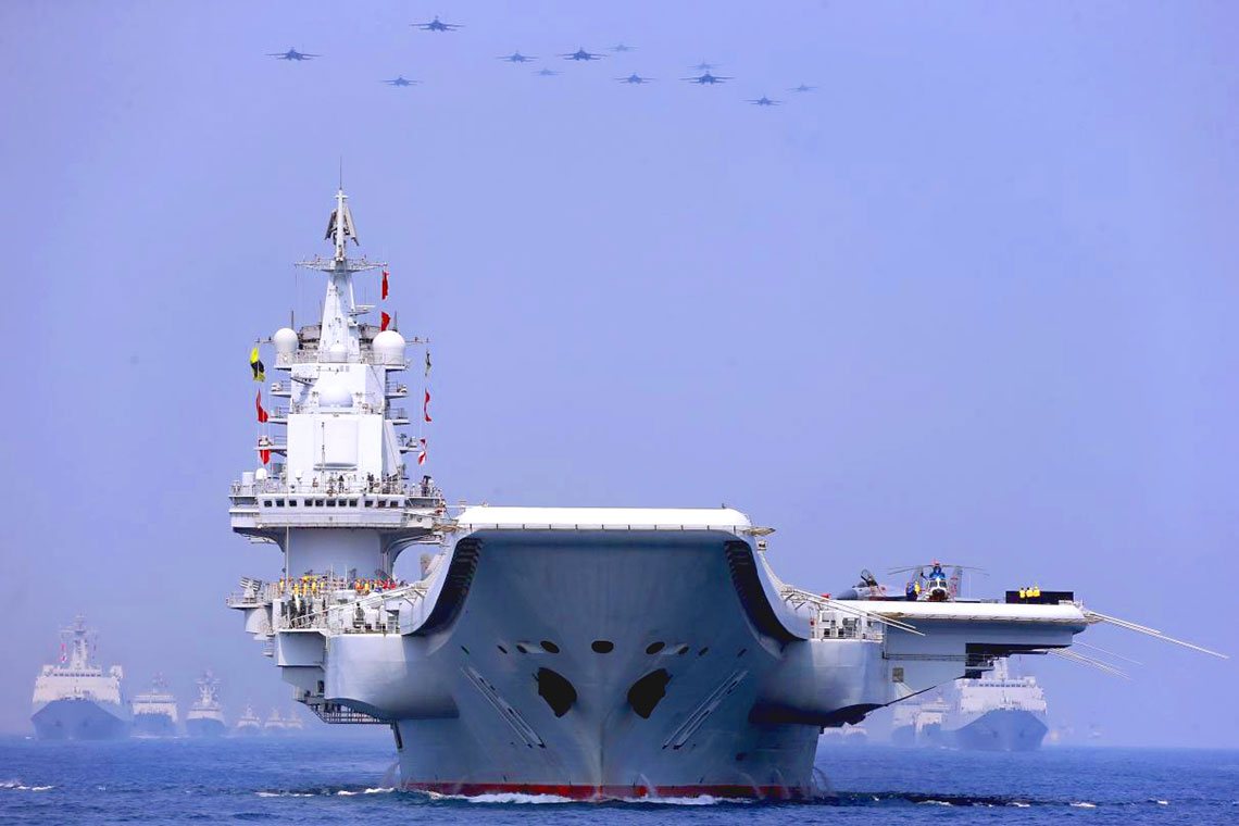 解放军报刊发解辛平文章：风展红旗起新航