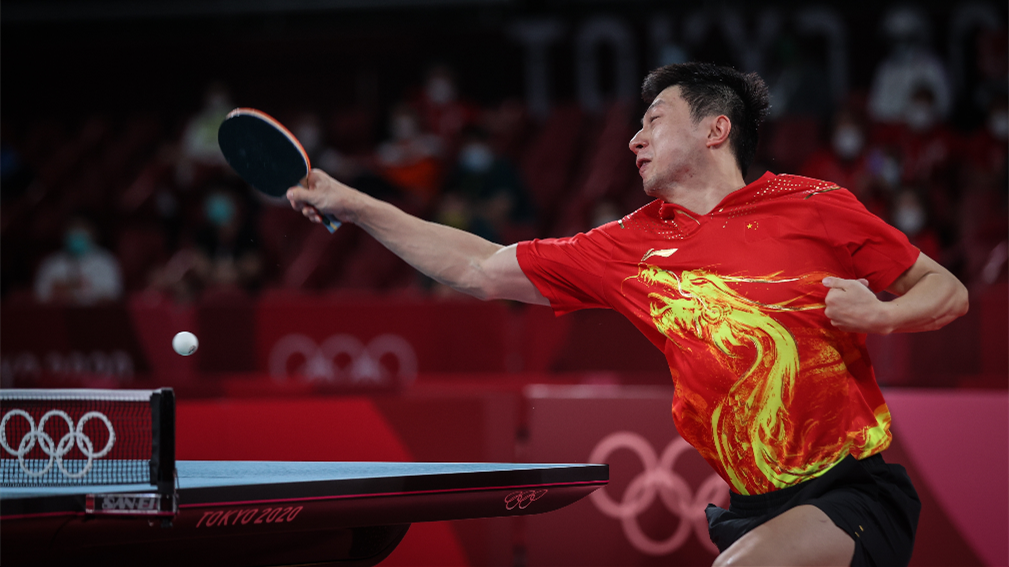 再次提前锁定金银牌！马龙决赛会师樊振东 图片来源于新华社