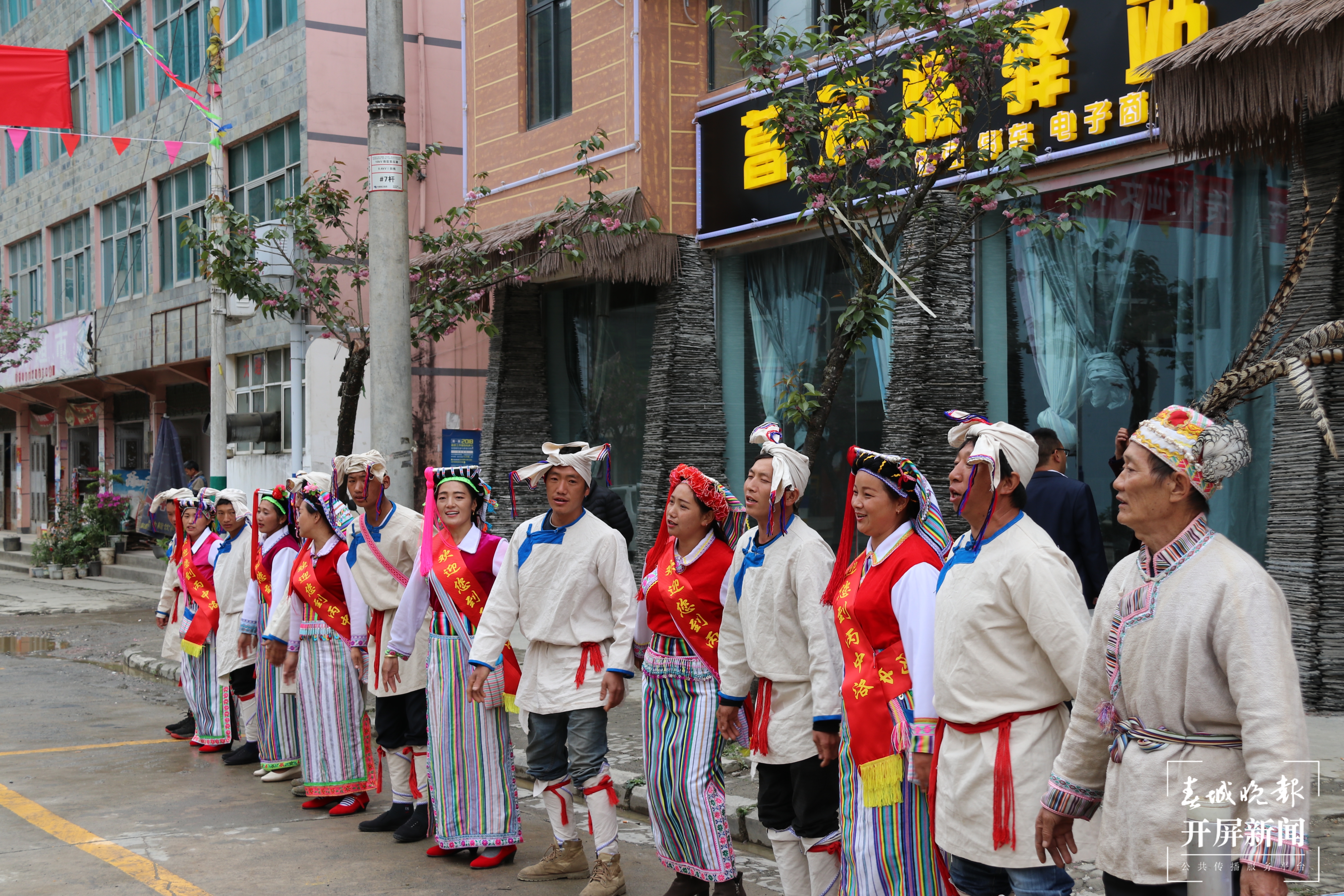 民族团结进步示范创建从未止步，民族团结进步事业生生不息