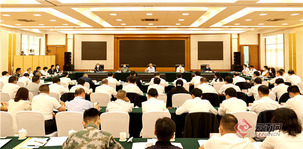 阮成发在保山市传达 云南网3.jpg