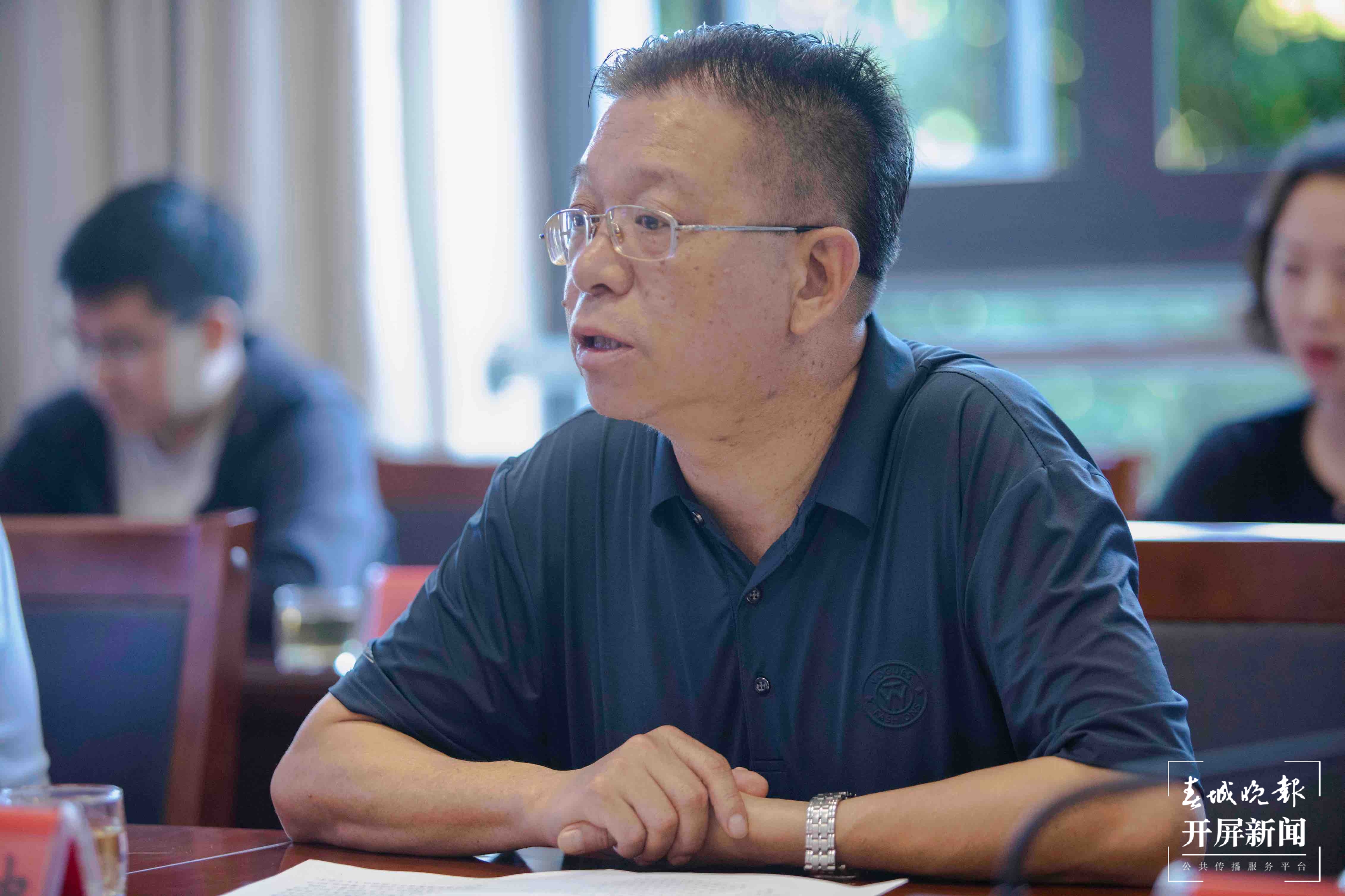 “新征程上的普洱实践” 全媒体采访座谈会在普洱举行1.jpg