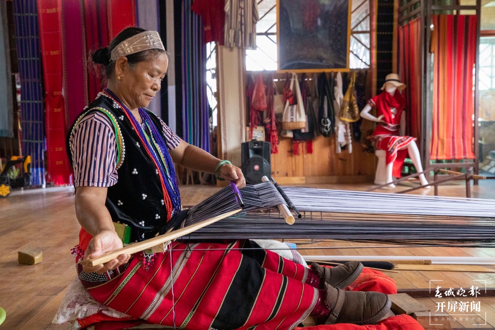 新征程上的普洱实践 | 李宪兰:让非遗活起来、传下去、走得远