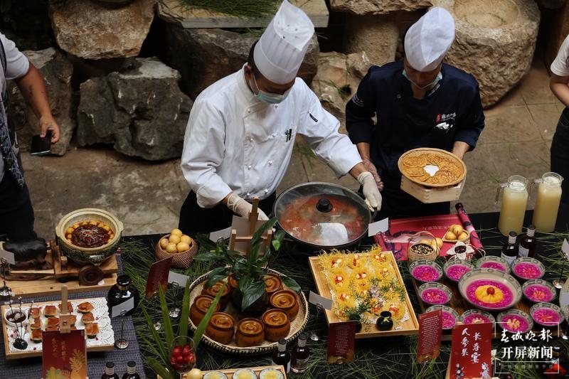 人参果做菜已有50多道美食，色香味俱佳 颇有满汉全席盛大感