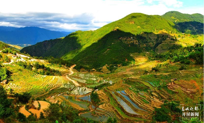 泡温泉、品美食、喝古树茶！这个“十一”，欢迎来昌宁置养身心！（春城晚报-开屏新闻记者 崔敏 通讯员 熊润梅 吴再忠 摄）