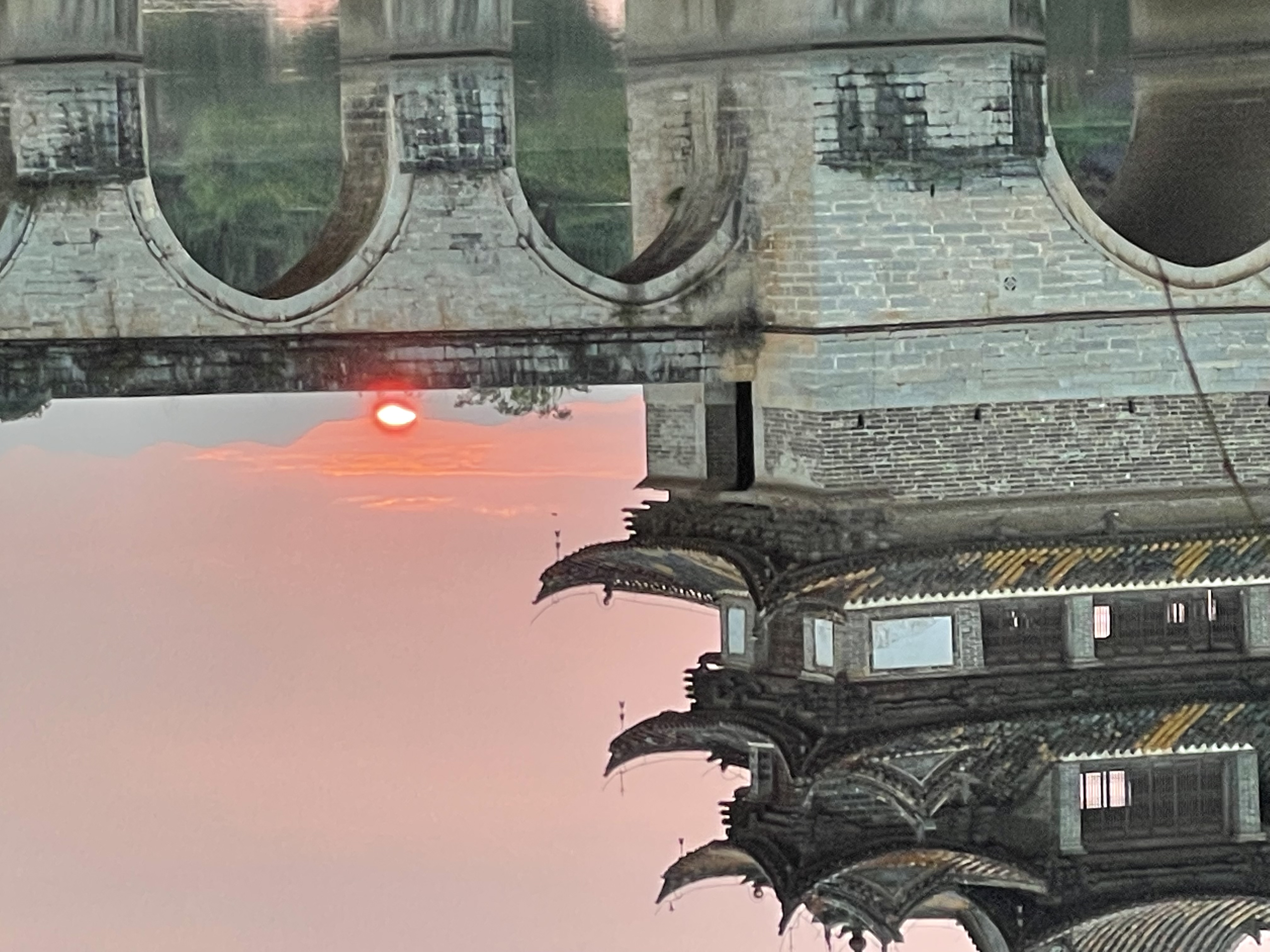 日出（图自武老师朋友圈）