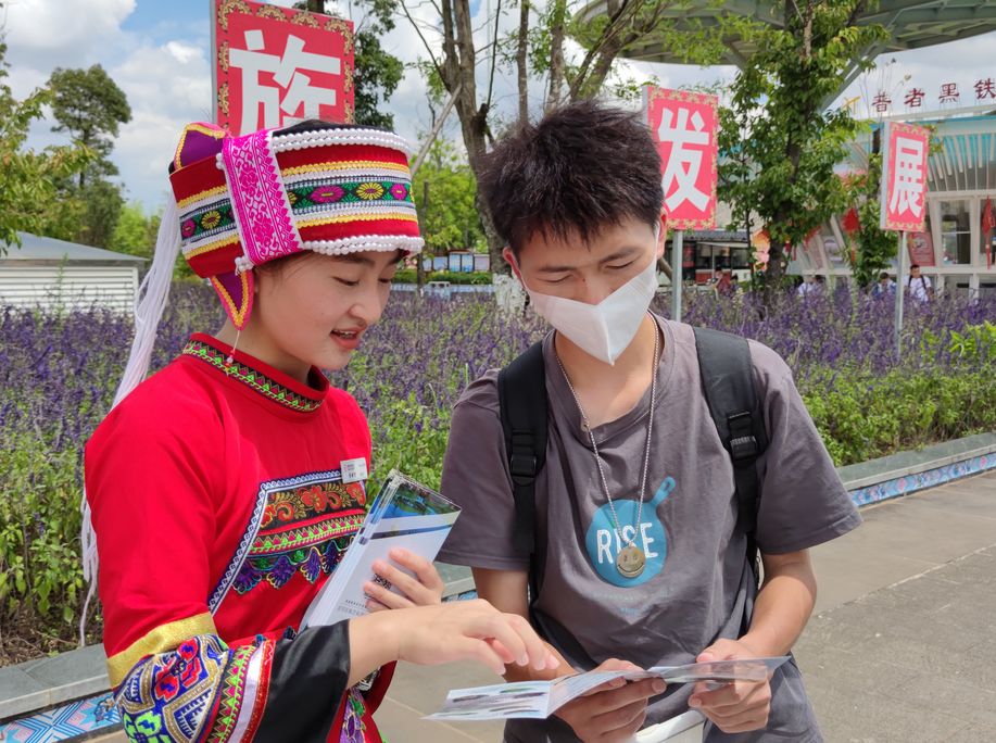 省内热门地区车票充足！10月3日云南铁路预计发送旅客20万人次 中国铁路昆明局集团供图
